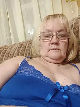 Snapshot of Violet5364 chatting on January 11, 2026, 9:09 pm Violet5364 online show from January 11, 2026, 9:09 pm