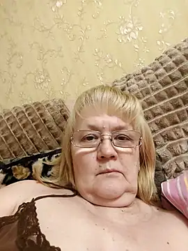 Snapshot of Violet5364 chatting on March 4, 2026, 8:26 pm Violet5364 online show from March 4, 2026, 8:26 pm