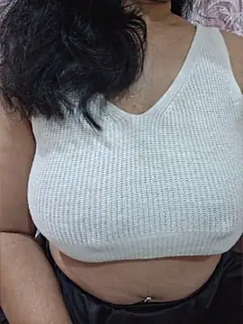 Jassi Does online show from April 21, 2026, 8:12 pm