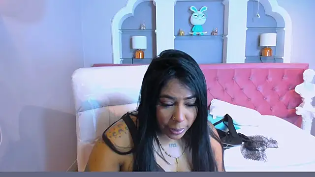 emma purple  online show from February 10, 2025, 7:38 pm