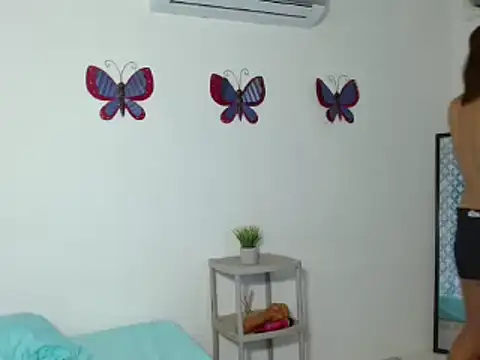 Emilybateee online show from March 12, 2025, 12:53 am