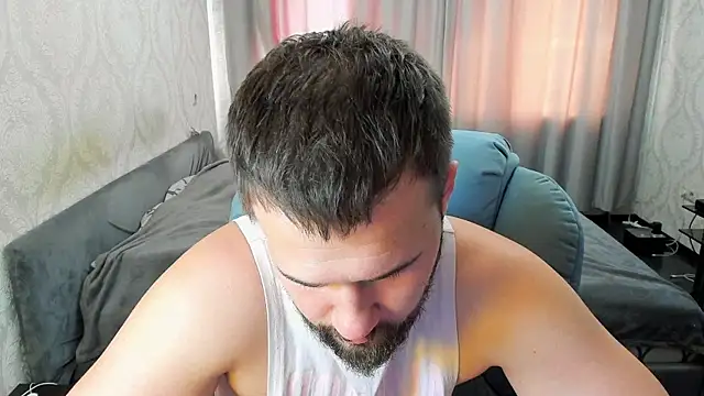 Snapshot of Vladik_b chatting on July 11, 2026, 8:50 am Vladik b online show from July 11, 2026, 8:50 am