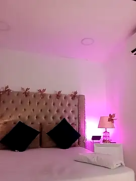 CandieGilson   online show from April 23, 2026, 12:29 pm