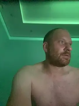 Krzysiekg123 online show from October 17, 2025, 10:23 pm