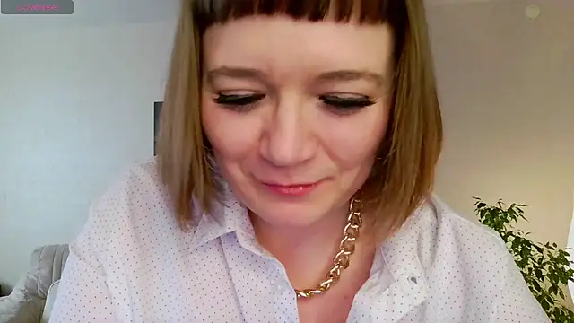 LizaMilfa online show from March 20, 2025, 11:05 am