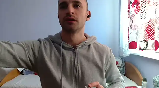 OskarBreno online show from February 18, 2025, 2:49 pm