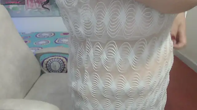 leonela 69 online show from March 1, 2025, 5:09 am