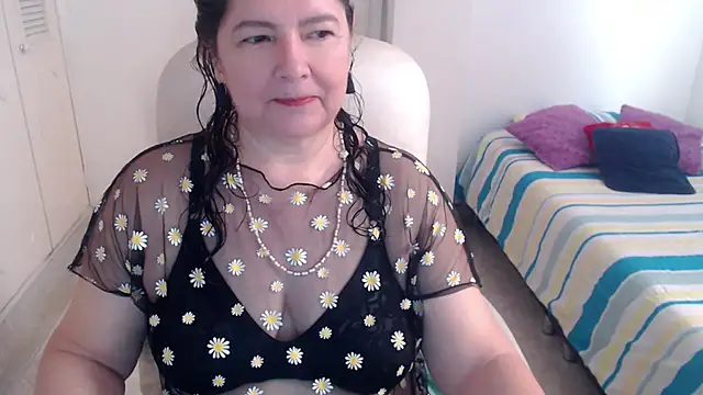 Snapshot of leonela_69 chatting on May 12, 2026, 4:48 pm leonela 69 online show from May 12, 2026, 4:48 pm