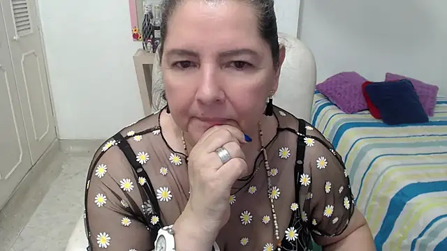 Snapshot of leonela_69 chatting on May 21, 2026, 3:13 am leonela 69 online show from May 21, 2026, 3:13 am
