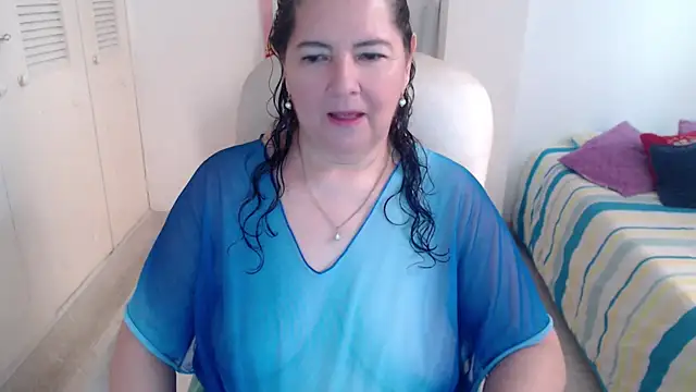 Snapshot of leonela_69 chatting on May 22, 2026, 8:58 pm leonela 69 online show from May 22, 2026, 8:58 pm