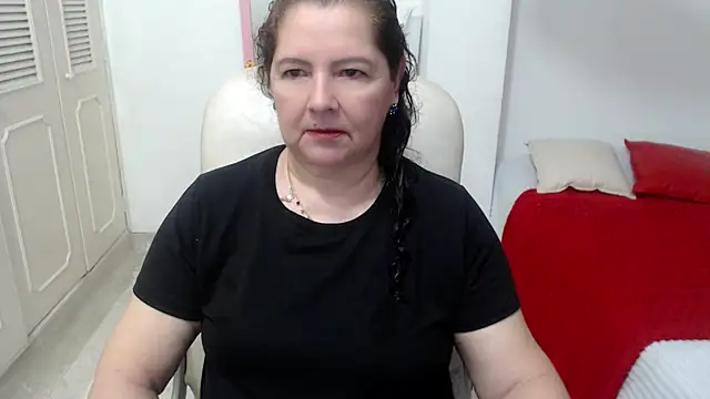 Snapshot of leonela_69 chatting on June 2, 2026, 12:23 am leonela 69 online show from June 2, 2026, 12:23 am