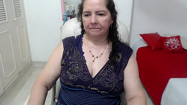 Snapshot of leonela_69 chatting on June 6, 2026, 10:53 am leonela 69 online show from June 6, 2026, 10:53 am