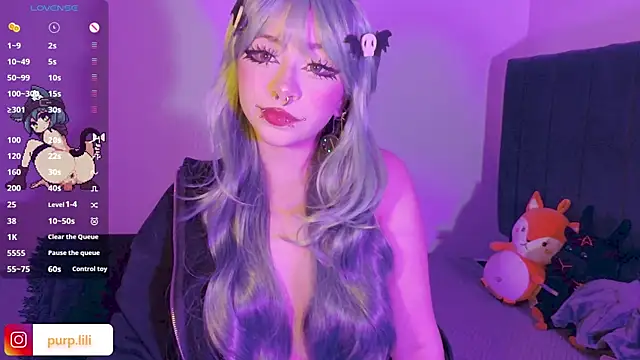 Snapshot of purplelilith3 chatting on May 23, 2026, 6:18 am purplelilith3 online show from May 23, 2026, 6:18 am