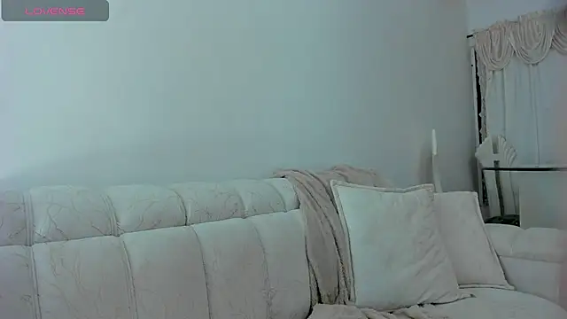 PamelaBliss online show from April 18, 2026, 1:09 am