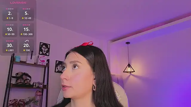 Miller Vanessa  online show from November 26, 2025, 8:54 pm