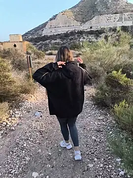 Mona Plus online show from October 14, 2025, 6:47 am