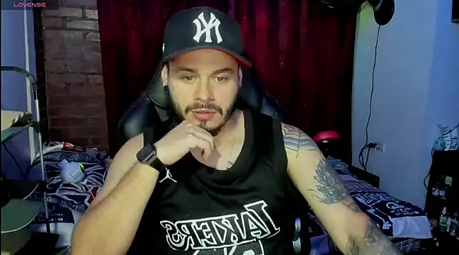 Snapshot of ragnar_lothbrok777 chatting on February 18, 2025, 1:32 am ragnar lothbrok777 online show from February 18, 2025, 1:32 am