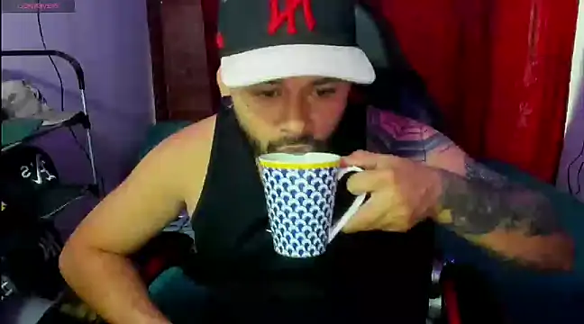 Snapshot of ragnar_lothbrok777 chatting on March 6, 2025, 9:42 pm ragnar lothbrok777 online show from March 6, 2025, 9:42 pm