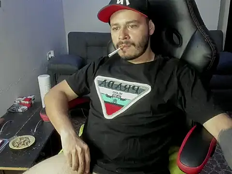 Snapshot of ragnar_lothbrok777 chatting on December 18, 2025, 11:00 pm ragnar lothbrok777 online show from December 18, 2025, 11:00 pm