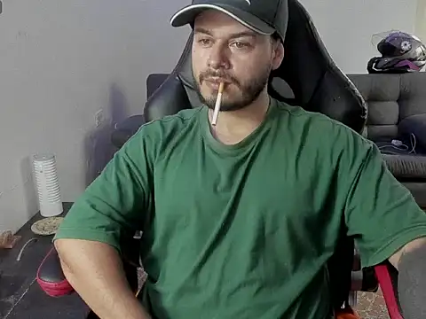 Snapshot of ragnar_lothbrok777 chatting on February 15, 2026, 9:33 pm ragnar lothbrok777 online show from February 15, 2026, 9:33 pm