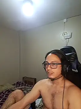 cholitohermoso online show from February 25, 2025, 1:41 am