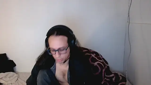 cholitohermoso online show from October 6, 2025, 7:33 pm