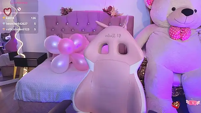 LUDO KITTY TAY online show from February 27, 2025, 6:07 am