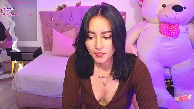 LUDO KITTY TAY online show from March 6, 2025, 6:08 am