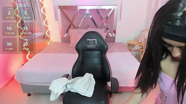 LUDO KITTY TAY online show from September 22, 2025, 3:19 am