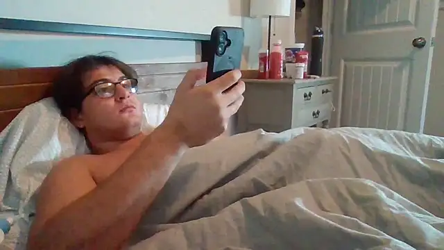 Snapshot of danyh2023 chatting on October 22, 2025, 4:07 pm danyh2023 online show from October 22, 2025, 4:07 pm