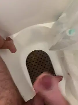 danyh2023 online show from February 15, 2026, 8:27 pm