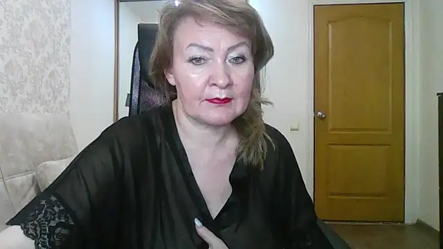 Victoria secrets  online show from March 3, 2025, 5:07 pm