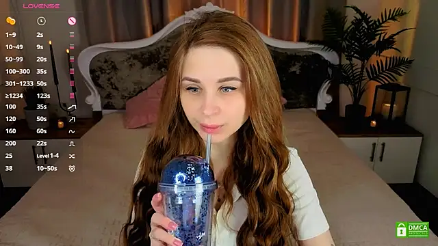 EvaRodi online show from April 18, 2026, 9:15 pm