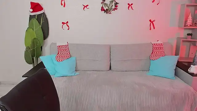 GabriellaMays online show from January 12, 2026, 5:12 am