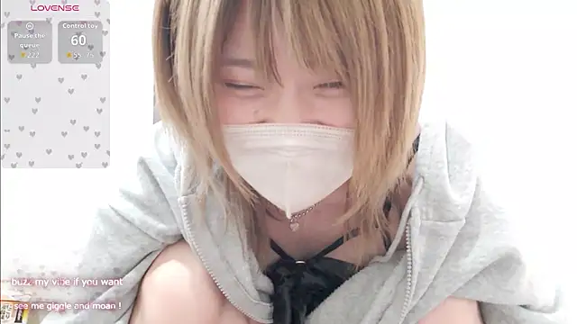 Snapshot of FUYU_rain chatting on April 20, 2026, 1:30 am FUYU rain online show from April 20, 2026, 1:30 am