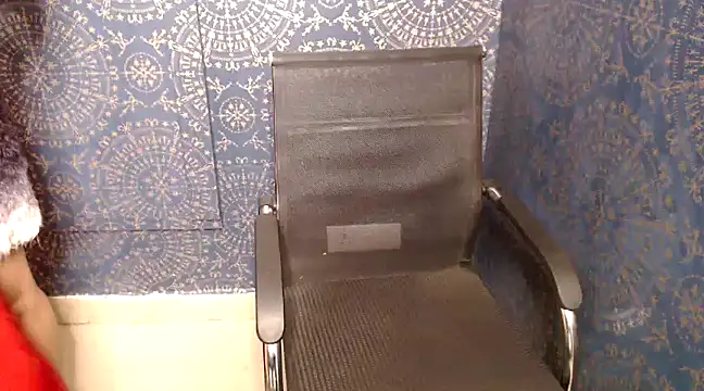 megancatluna online show from March 19, 2025, 8:12 am