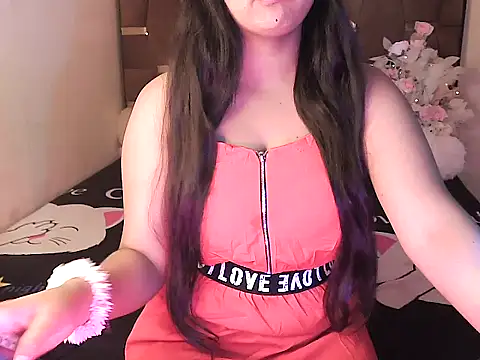 megancatluna online show from September 19, 2025, 5:53 am