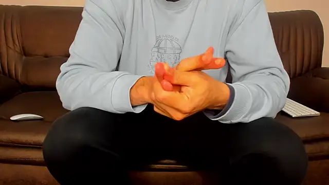 sexyhotmusclesforyou1 online show from March 10, 2025, 12:26 pm