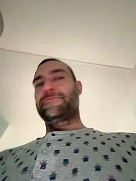 Snapshot of Jackcazzone_82 chatting on March 12, 2025, 11:31 am Jackcazzone 82 online show from March 12, 2025, 11:31 am