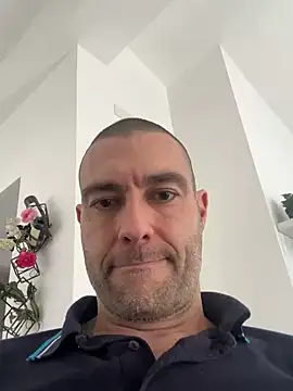 Snapshot of Jackcazzone_82 chatting on March 17, 2025, 12:04 pm Jackcazzone 82 online show from March 17, 2025, 12:04 pm