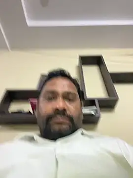 mohi77mohi online show from March 7, 2025, 2:01 pm