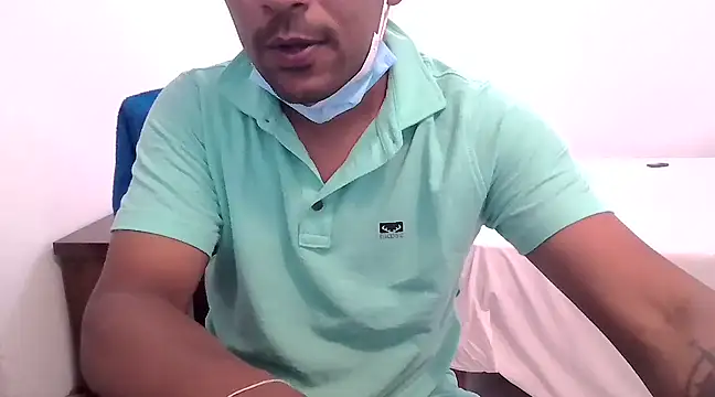 BadboySLR 8899 online show from March 17, 2025, 2:34 pm