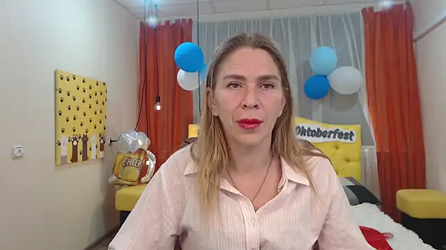 TessaDaybreak online show from September 26, 2025, 6:28 am