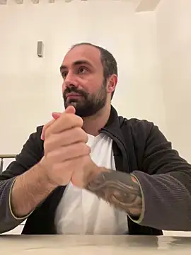 morfeoX online show from February 24, 2025, 8:03 pm