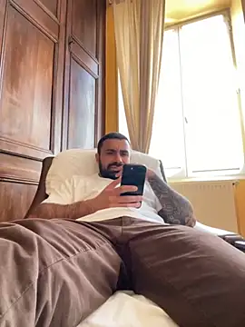 morfeoX online show from October 16, 2025, 11:44 am