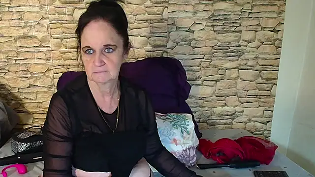 LuciousGrace online show from September 25, 2025, 5:38 pm