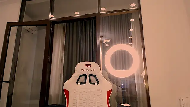 Demonic Angel  online show from October 13, 2025, 3:17 am