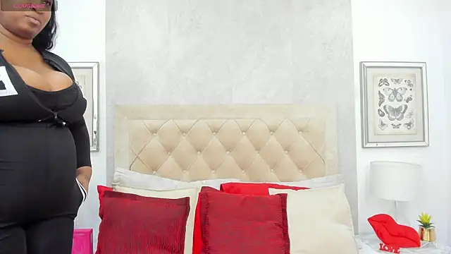 KimberlyBigBoobs online show from April 20, 2026, 10:44 pm