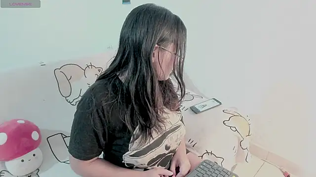 Naoko 7w7 online show from February 25, 2025, 12:58 am