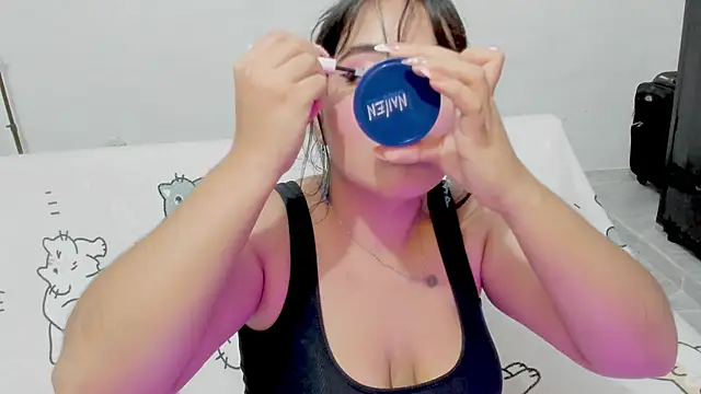 Naoko 7w7 online show from February 8, 2026, 1:09 am